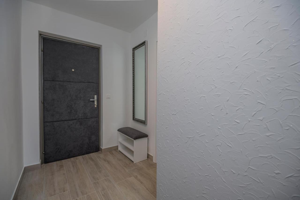 Luxury Apartment Makarska 2Min From Beach Exterior foto
